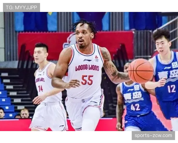 广州龙狮引进德翁特伯顿 后场进攻组织与得分能力获得增强